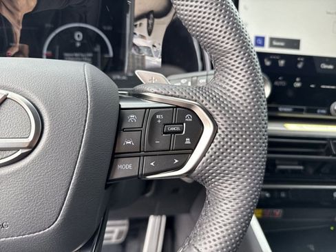 Certified 2026 Lexus TX 500h AWD w/ Technology Package image 25