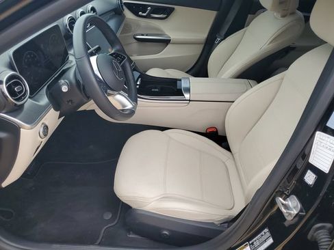 Used 2025 Mercedes-Benz C 300 4MATIC Sedan image 6