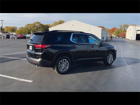 Certified 2023 Chevrolet Traverse LT w/ LPO, Floor Liner Package image 8