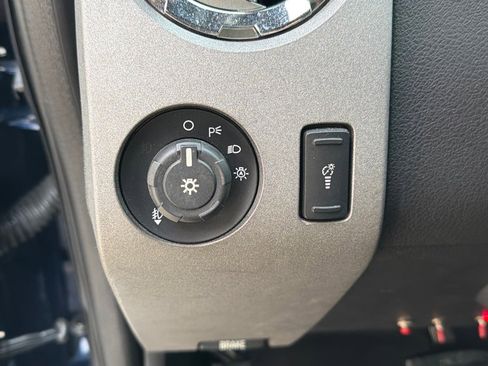 Used 2011 Ford F250 Lariat w/ Lariat Ultimate Pkg image 9