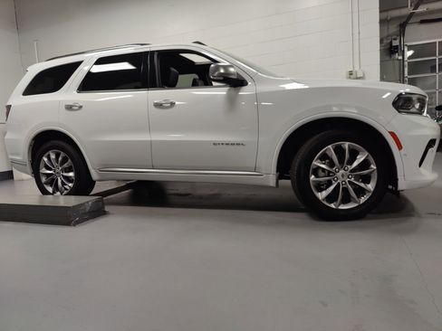 Used 2024 Dodge Durango Citadel image 3