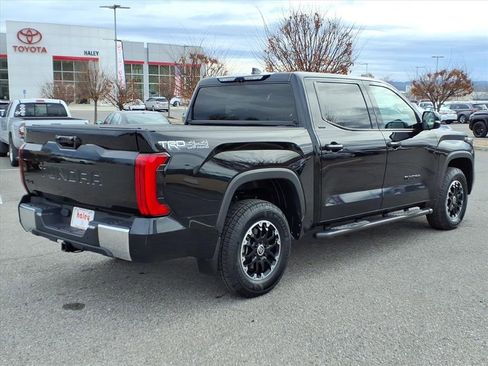 Used 2022 Toyota Tundra SR5 w/ TRD Off-Road Premium Package image 4