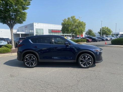 Used 2022 MAZDA CX-5 AWD 2.5 S w/ Premium Package image 4