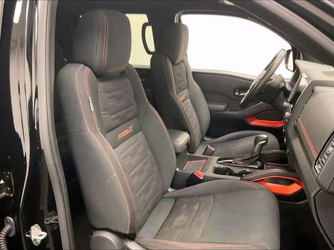 Used 2022 Nissan Frontier Pro-X image 6