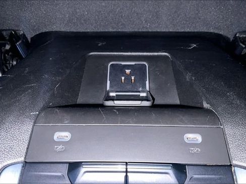 Used 2024 Chevrolet Tahoe LT image 25