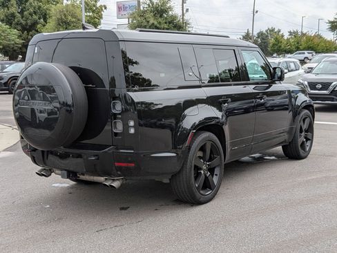 Used 2024 Land Rover Defender 130 V8 image 3