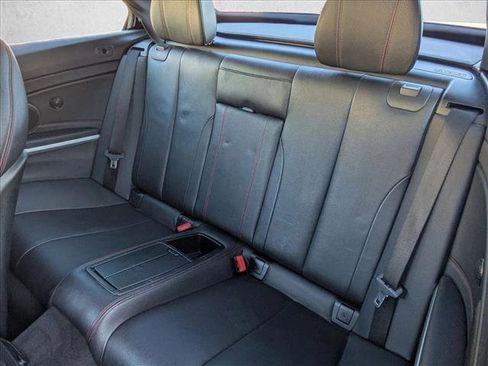 Used 2018 BMW 430i Convertible image 18