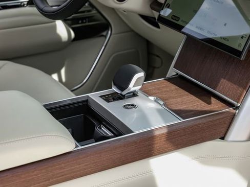 New 2026 Land Rover Range Rover SE AWD/4WD image 29