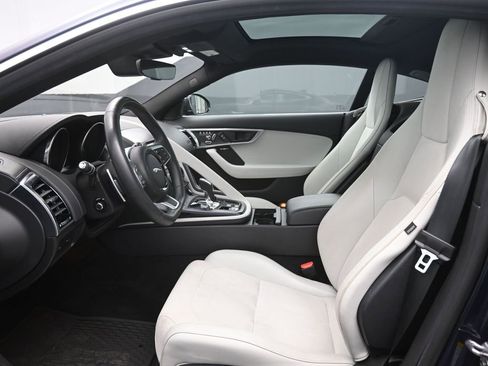 Used 2019 Jaguar F-TYPE Coupe image 26