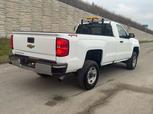Used 2018 Chevrolet Silverado 2500 W/T w/ WT Convenience Package image 4