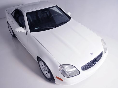 Used 2002 Mercedes-Benz SLK 320 image 9