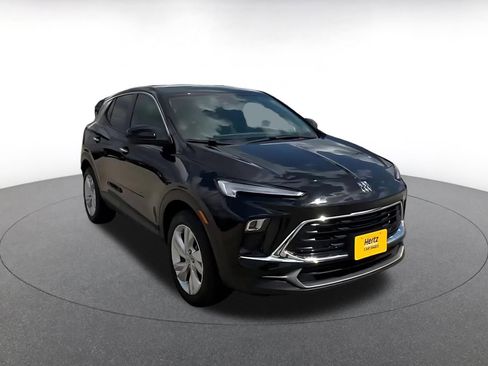 Used 2025 Buick Encore GX Preferred FWD image 3
