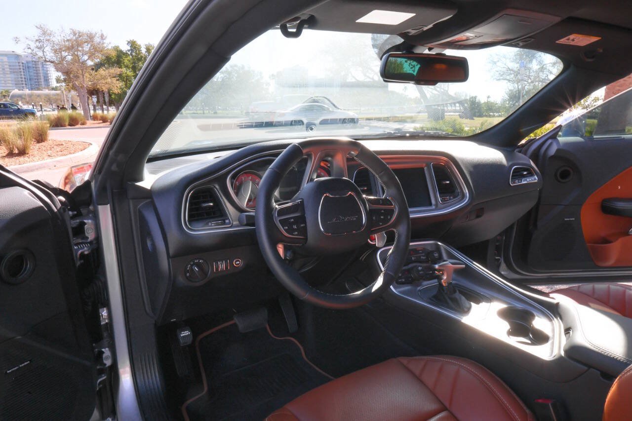Used 2015 Dodge Challenger SRT Hellcat RWD image 73