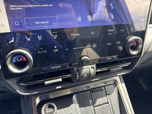 Used 2024 Lexus GX 550 w/ Accessory Package (Z1) AWD/4WD image 19