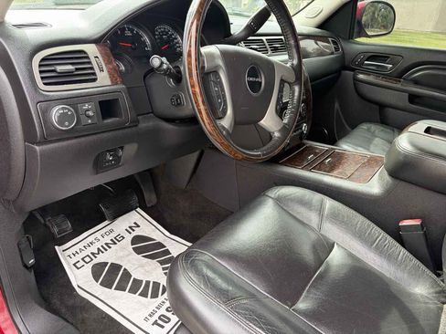 Used 2016 GMC Yukon SLT w/ Open Road Package image 13