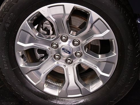 Used 2022 Ford F150 Platinum w/ Equipment Group 701A High image 9