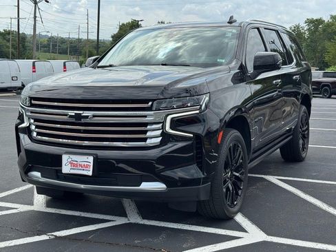 Used 2022 Chevrolet Tahoe High Country w/ Premium Package AWD/4WD image 8