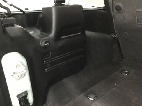 Used 2023 Jeep Wrangler Unlimited Rubicon w/ Cold Weather Group image 18