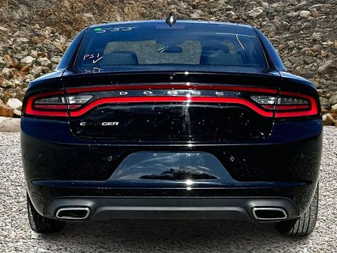 Used 2023 Dodge Charger SXT image 4