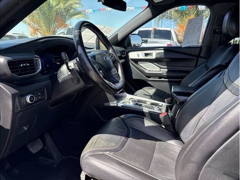 Used 2020 Ford Explorer ST w/ ST High-Performance Pack AWD/4WD image 13