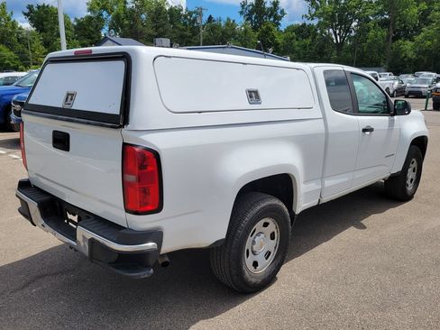 Used 2019 Chevrolet Colorado W/T RWD image 8