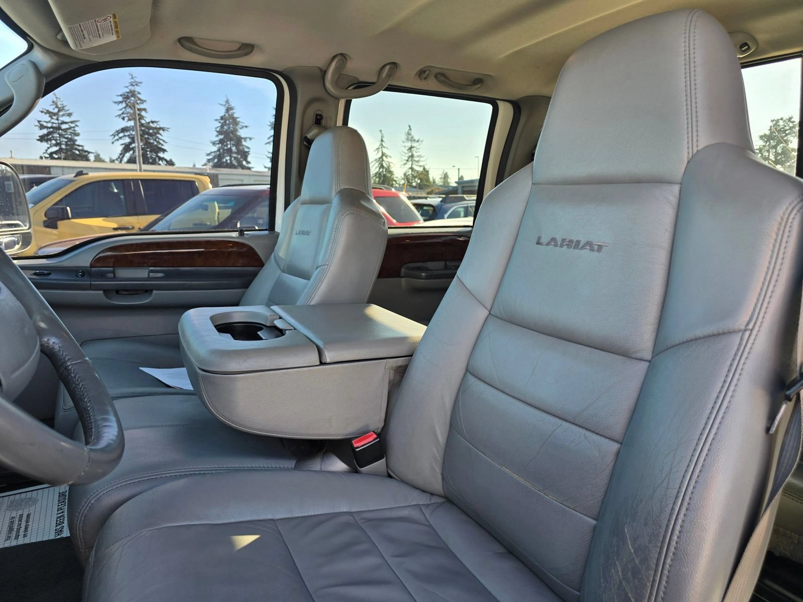 Used 2004 Ford F350 Lariat AWD/4WD image 18