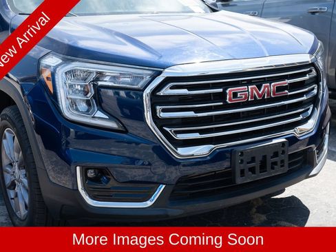Used 2023 GMC Terrain SLT AWD/4WD image 6