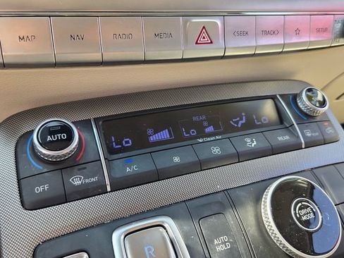 Used 2020 Hyundai Palisade Limited FWD image 25
