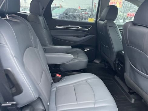 Used 2019 Buick Enclave Essence image 27