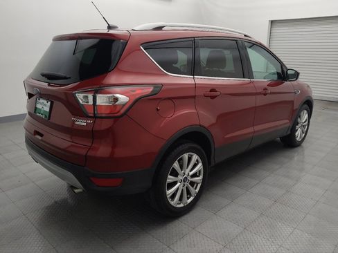 Used 2017 Ford Escape Titanium image 9