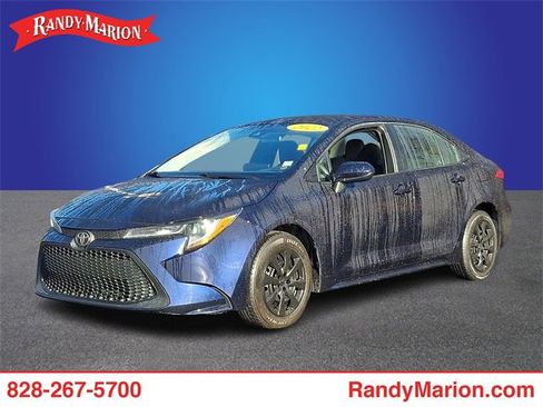 Used 2022 Toyota Corolla LE image 1
