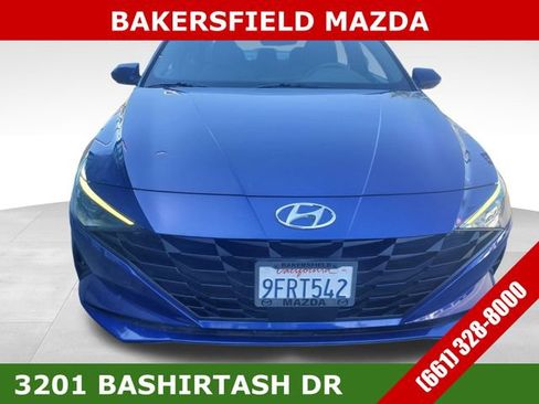 Used 2023 Hyundai Elantra SEL w/ Convenience Package image 4