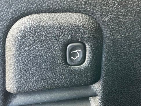 Used 2021 Jeep Grand Cherokee Limited AWD/4WD image 43
