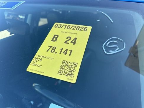 Used 2019 Jeep Compass Latitude image 12