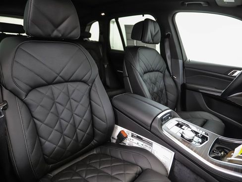 New 2026 BMW X5 xDrive40i w/ Executive Package image 31