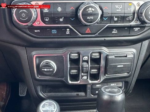 Used 2023 Jeep Wrangler Unlimited Sahara w/ Cold Weather Group AWD/4WD image 26