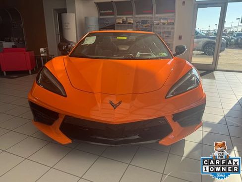 Used 2024 Chevrolet Corvette Stingray Preferred Conv w/ 2LT RWD image 2