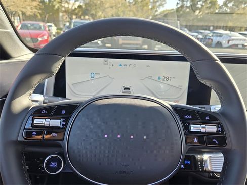 New 2025 Hyundai Ioniq 6 SEL image 12