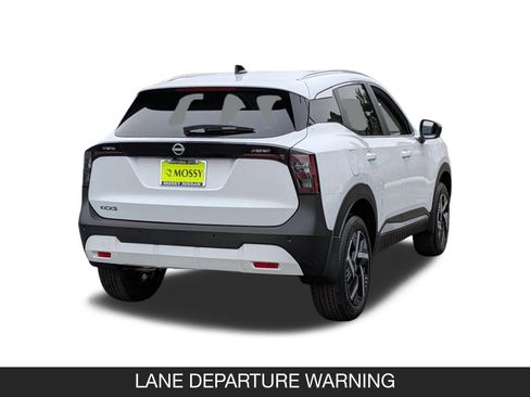 New 2026 Nissan Kicks SV w/ SV Premium Package image 8