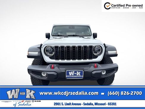 Certified 2025 Jeep Wrangler Unlimited Rubicon AWD/4WD image 15
