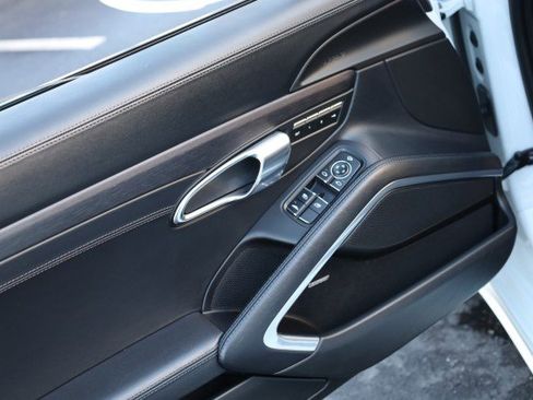 Used 2015 Porsche 911 Carrera GTS image 23