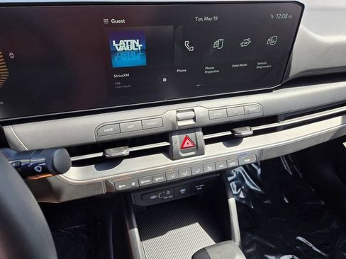 New 2026 Kia K4 FWD image 9