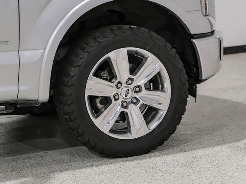 Used 2016 Ford F150 Platinum w/ Equipment Group 701A Luxury image 62