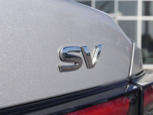 Used 2021 Nissan Maxima 3.5 SV w/ Floor Mat Group FWD image 18