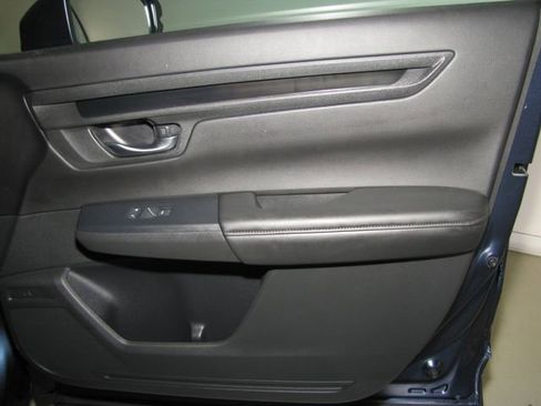 Certified 2025 Honda CR-V LX image 19
