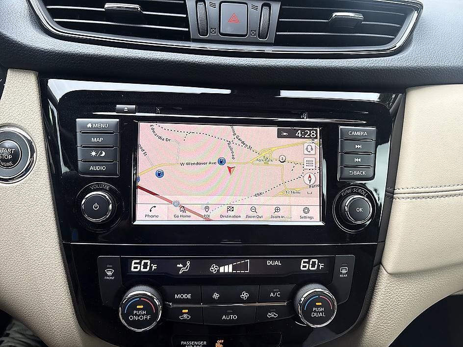 Used 2020 Nissan Rogue SL w/ Premium Package FWD image 16