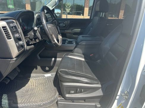 Used 2018 GMC Sierra 1500 Denali w/ Denali Ultimate Package AWD/4WD image 11