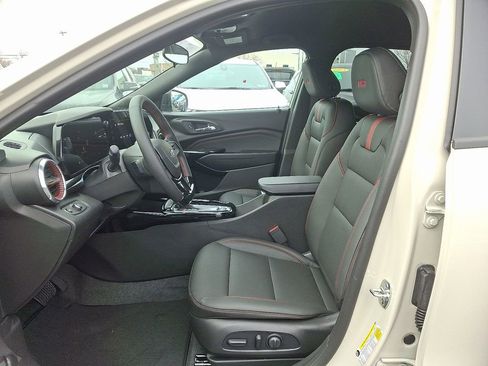 New 2026 Chevrolet Trax RS image 6