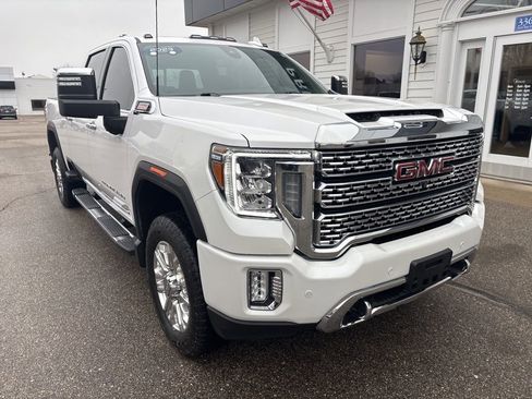 Used 2023 GMC Sierra 3500 Denali w/ Denali Ultimate Package image 3