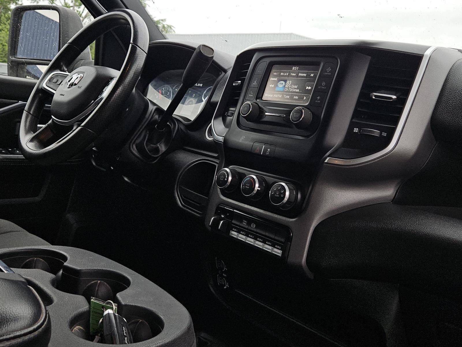 Used 2024 RAM 3500 SLT w/ Quick Order Package 2YG SLT AWD/4WD image 28